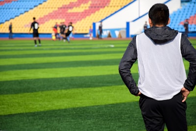 نتائج قرعة الملحق دوري الأبطالمواجهات مثيرة وتحديات كبيرة